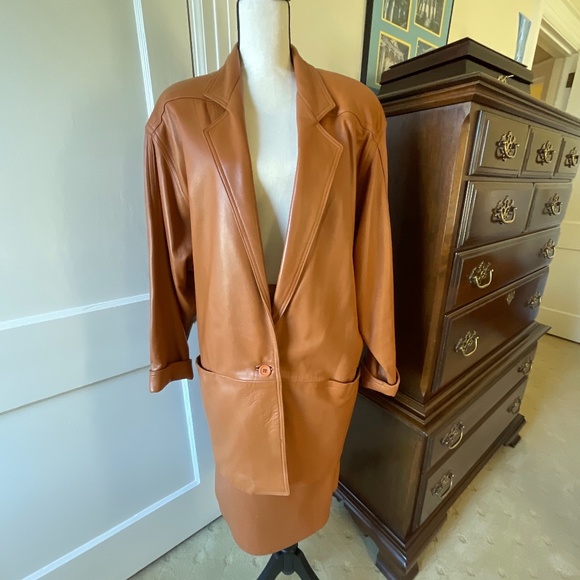 Georgetown Leather Design, size 12 suit, caramel - Picture 1 of 4